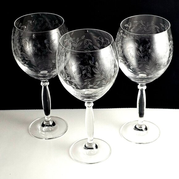 Pier 1 Imports Other - Pier 1 Eliza Water Goblet 8" set of 3 etched leaf red wine glasses cottagecore